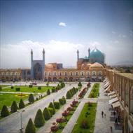 بررسی وضعیت اصفهان در عصر صفویه